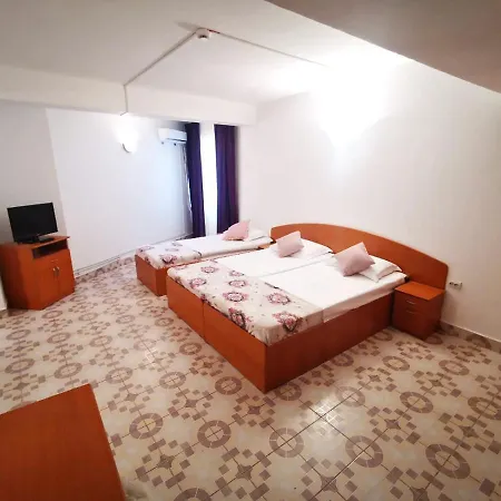 Berlin - Locatie Centrala 2*