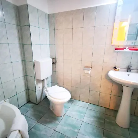 Berlin - Locatie Centrala 2*